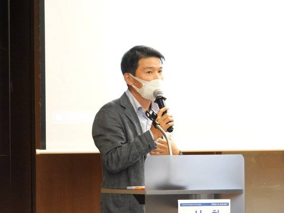 주제발표 중인 정희영 SK그룹 부사장. 강찬수 기자