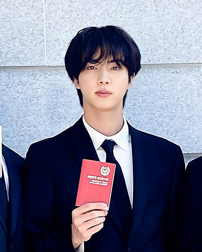 "뿅" 방탄소년단 진, 1년 7개월만 뉴욕行..설레는 '특사 김석진'