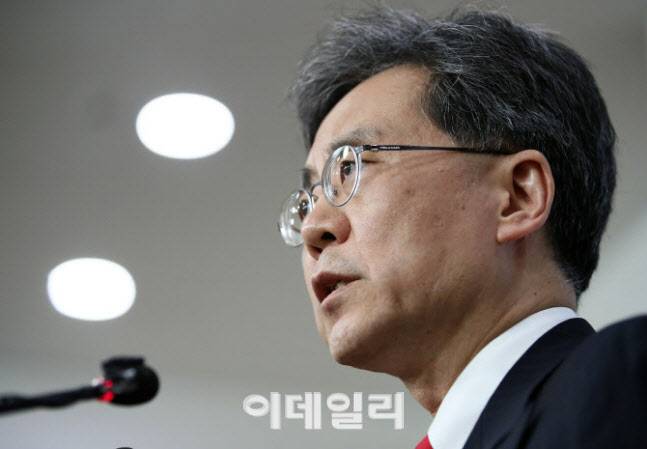 김현종 당시 통상교섭본부장이 2018년 03월 26일 오전 서울 종로구 정부서울청사에서 한미 자유무역협정(FTA) 개정 및 미국 철강 관세 협상 결과를 브리핑을 하고 있다.(사진=이데일리 노진환 기자)