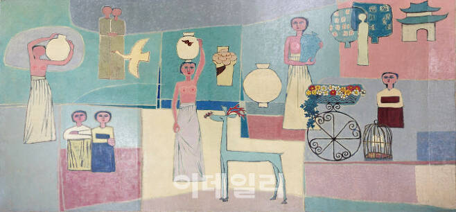 김환기 ‘여인들과 항아리’(1950년대), 캔버스에 유채, 281.5×567㎝(사진=국립현대미술관).