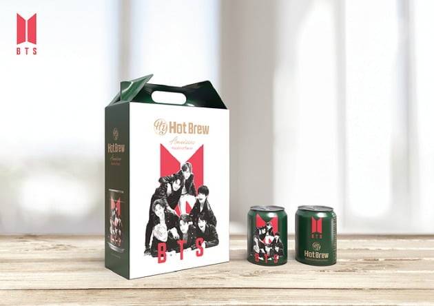 방탄소년단 이미지가 들어간 한정판 캔커피가 일본에서 인기를 얻고 있다. /사진=PLANPLUS STORE 홈페이지