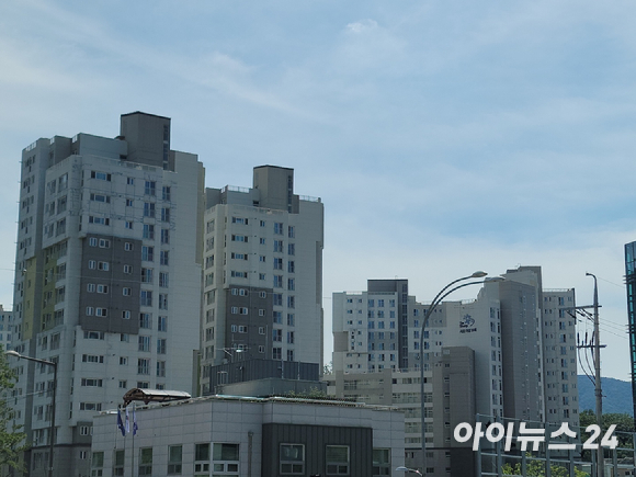 서울의 한 아파트 단지 모습
