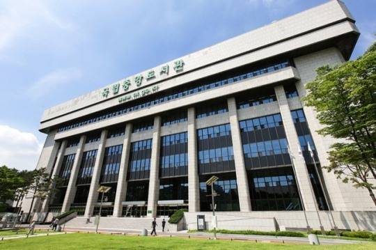 전국공공도서관 통계조사에 따르면 지역주민들의 공공도서관 접근성은 꾸준히 향상되고 있는 것으로 나타났다.