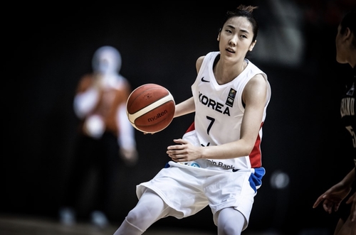 2021 국제농구연맹(FIBA) 여자 아시아컵 조별리그 인도전에서 박혜진이 3점 슛 5개로 15점을 올렸다. [FIBA 홈페이지 캡처]