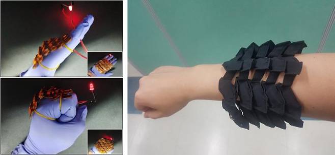한국기계연구원 나노역학장비연구실 연구팀이 개발한 신축성 뱀 비늘형 배터리를 사람의 팔과 손에 착용했다. 인체의 형태에 밀착시킬 수 있을 뿐만 아니라 그 움직임에 맞춰 자유롭게 변형할 수 있다. 한국기계연구원 제공.
