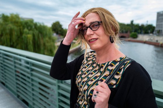 독일 첫 성전환 여성 의원으로 이름을 올린 녹색당 테사 갠서러(44). [AFP=연합뉴스]