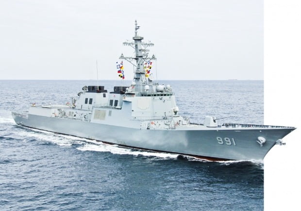 한국형 구축함(KDX) 세종대왕함(7600t급). /해군 제공