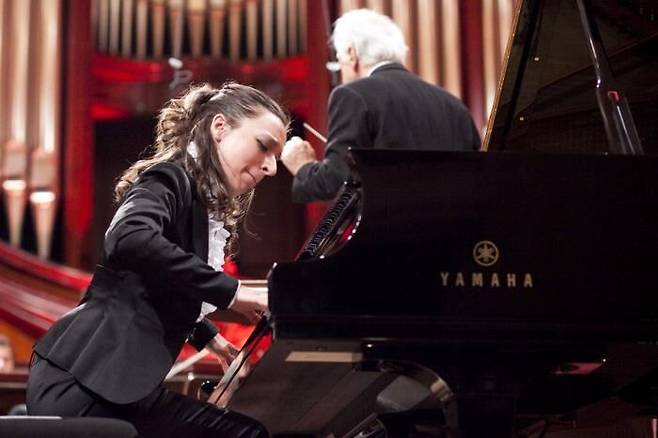 율리아나 아브제예바 (2010 쇼팽 콩쿠르)