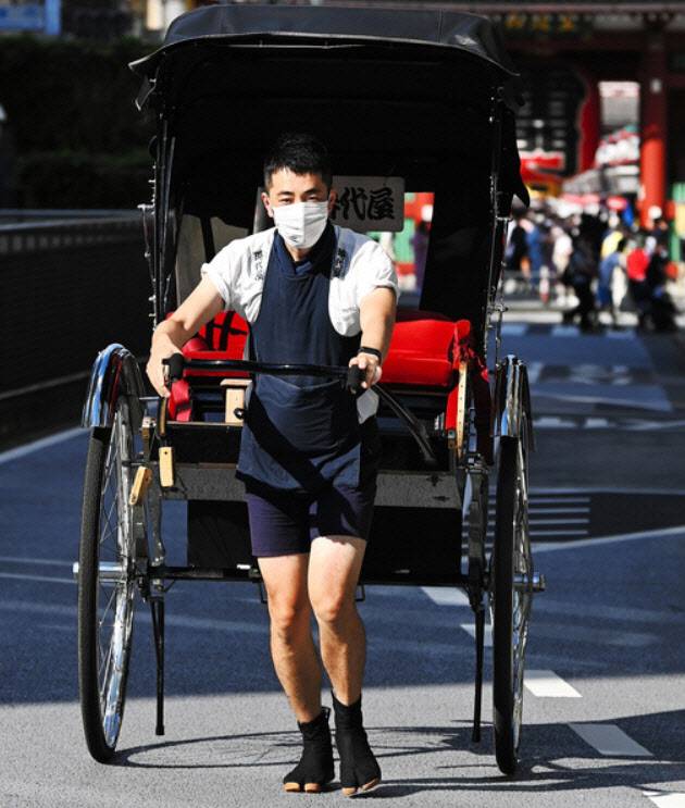 도쿄 인력거꾼 우스이 마사히로 (사진=아사히신문)