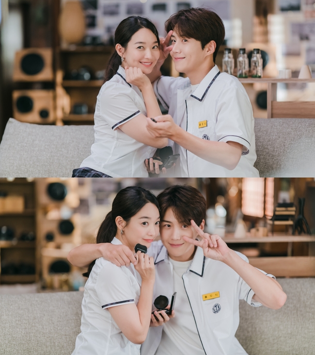 Shin Min-a and Kim Seon-ho, Gang Village Cha Cha Cha Cha, transform into a youthful school uniform couple.TVN Toil Drama Cha Cha Cha Cha (director Yoo Jae-won, playwright Shin Ha-eun, production studio Dragon/Jetist) unveiled Hye-jin (Shin Min-a) and Do-sik (Kim Seon-ho)s uniform couple SteelSeries, which seemed to have been time-slips in high school, on October 3.With the official Sikhye couple of resonances recognized and entering the Love mode of the early months, two people wearing uniform couples are already looking forward to what date they will spread their excitement.In the last broadcast, Hyejin and Doosik confirmed each others hearts for a while, and started to make secret love to avoid the eyes of the villagers.The two of them had just begun Love, and they enjoyed a romantic moment without even trying, but when one of the villagers appeared, they changed their mood in an instant to hide the relationship.So the touch filled with love that wiped Dusiks face soon hit his cheek, and the step toward him was changed to a kick toward the shin, and suddenly there was a situation where he had to blow the stick while his eyes were touching with affection.In the situation where Hye-jins hammering and the soy sauce spilled nosebleeds, viewers had to burst into bread.Regardless of the struggle between the two, Hye-jin and Doo-sik were finally recognized as the official couple of the resonance, declaring that Hye-jin and Doo-sik are dating in the celebration of the villagers who had already noticed the relationship between the two.In response, attention is focused on whether Hye-jin and Doo-sik, who are out of secret love in the 12th episode to be broadcast today (3rd), will show their affection for each other like meat that they met with water and show off their unstoppable straight-line romance.Steel Series Cut, which was released among them, raises expectations by foreshadowing Hyejin and the unusual date of the ceremony as a couple who made the village loud from the beginning of Love.Hye-jin and Doo-sik, who are wearing high school uniforms, are automatically summoning memories and making them unable to keep an eye on the chemistry of those who are showing perfect uniform couples as a couple who have always shown their imagination.Especially in this Steel Series, Hye-jin and the visual of the double-walled wall, which seem to have completely returned to the past, are resilient.The cute look and pose of the two people wearing uniforms and taking selfies at the house of the two are as lovely as they are.The two people, who resemble each other from the dimples smile to the eyes full of Settai, boast a perfect chemistry from the visuals and emit the charm of disarming the viewers.Above all, while wearing a uniform and taking a pose in a settai manner, Hye-jin and the super-close distance of the two-style make the heart pound with a subtle excitement.From the moment of the full-scale love mode, the question of what kind of romantic moment will lead to the development of Sikhye couple who are enjoying Date like a surprise event is reaching the peak.9 p.m. (Photo provided = tvN)