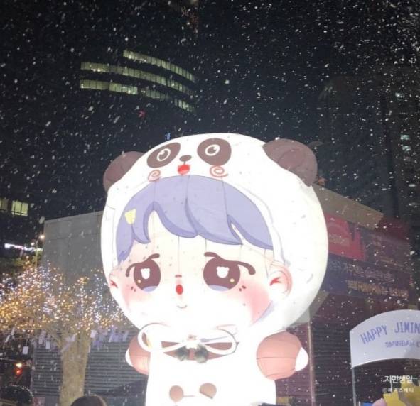 10월 첫눈·지민 거리 이은 방탄소년단 지민 꽃벽 가든..3년째 월클 생일 이벤트 '아름다운 지민처럼'