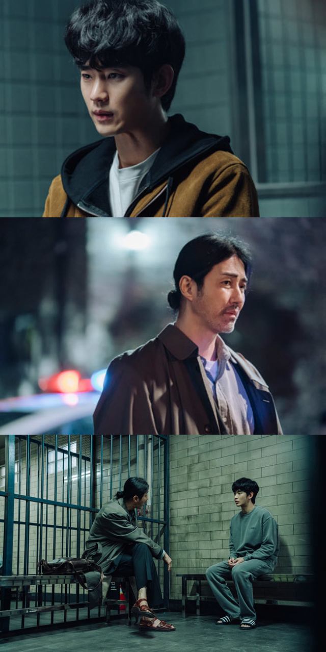 쿠팡플레이 첫 시리즈 '어느 날' 김수현 차승원의 대면이 담긴 스틸컷이 공개됐다. /쿠팡플레이 제공