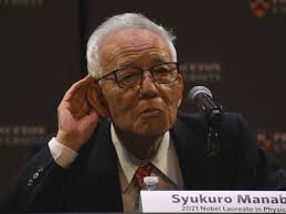 올해 노벨물리학상 수상자로 선정된 마나베 슈쿠로
