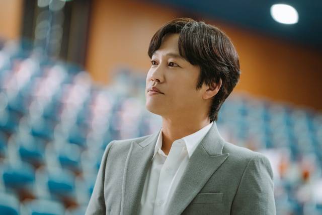 배우 차태현이 KBS2 드라마 '경찰수업'에 함께 출연한 후배 배우들을 칭찬했다. /로고스필름 제공