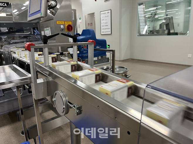 시럽제 생산 라인. 사진=신정은 기자