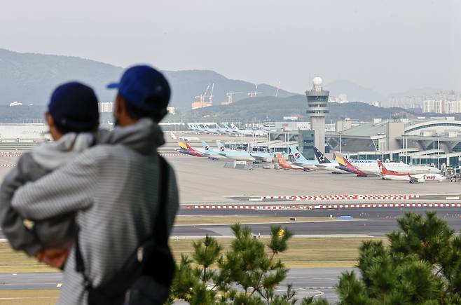A view of Incheon Airport from the airport’s observatory on Oct. 11 (Yonhap)