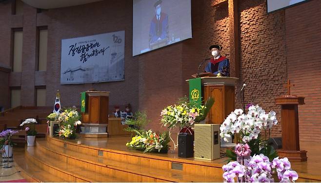 장신대 김운용 총장은 신학 교육의 내실화와 글로벌 리더 양성 등에 집중하겠다고 말했다.