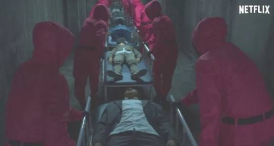 넷플릭스 오리지널 시리즈 ‘오징어 게임’의 흥행으로, 중국 장기매매 실태에 대한 관심이 높아지고 있다. ‘오징어 게임’ 한 장면