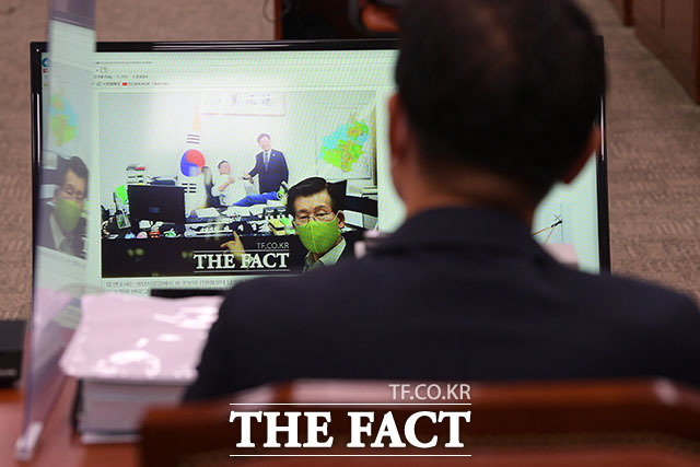 김남국 의원은 20일 이재명 지사의 '조폭연루설'을 제기한 장영하 변호사가 '조폭'이라고 주장하는 인물이 누군지 모른다는 점을 지적한 본지 기사를 시작으로 오전 질의에서 공개했던 제보자의 음성 파일을 추가로 공개했다.