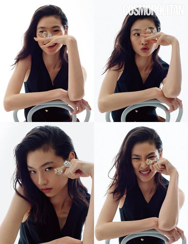 부쉐론 첫 광고에 등장했던 고양이 블라디미르를 재해석했다. 섬세하게 세공된 코와 깃털, 블랙 사파이어로 장식한 눈이 돋보이는 옐로 골드 소재의 블라디미르 르 샤 라지 링 9천만원대, 차보라이트를 장식한 화이트 골드 소재의 블라디미르 르 샤 미디엄 링 6천만원대 모두 부쉐론. 베스트 에몽.