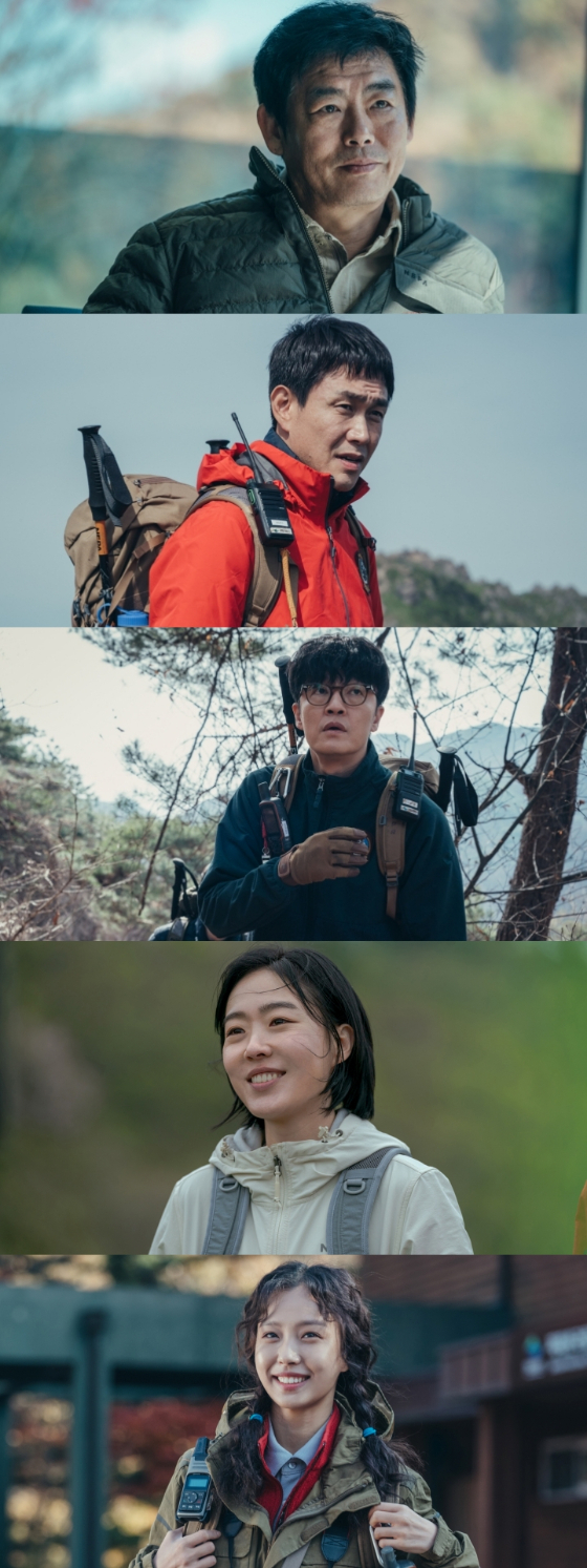 tvN 15주년 특별기획 '지리산'의 성동일, 오정세, 조한철, 주민경, 고민시./사진 제공: 에이스토리
