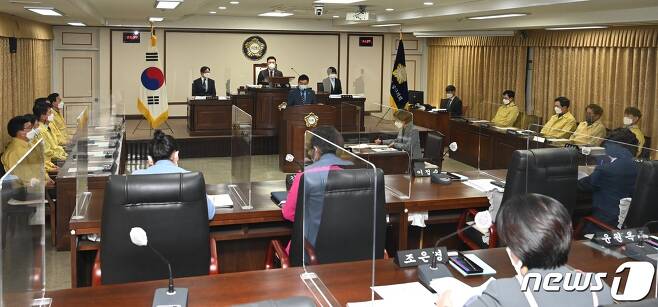 22일 대전 중구의회에서 제237회 임시회 제2차 본회의가 열리고 있다. (중구의회 제공) ©뉴스1