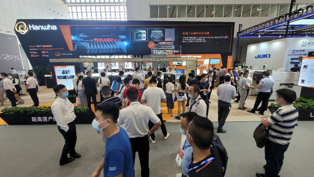 중국 심천 컨벤션 전시센터에서 열린 ‘NEPCON ASIA 2021’에 마련된 한화정밀기계 전시관/사진제공=한화정밀기계