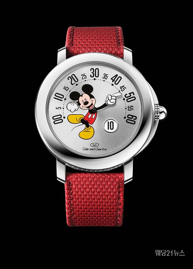 제랄드 젠타 아레나 레트로그레이드 위드 스마일링 디즈니 미키 마우스