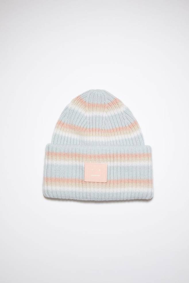 Acne Studios 공식 홈페이지