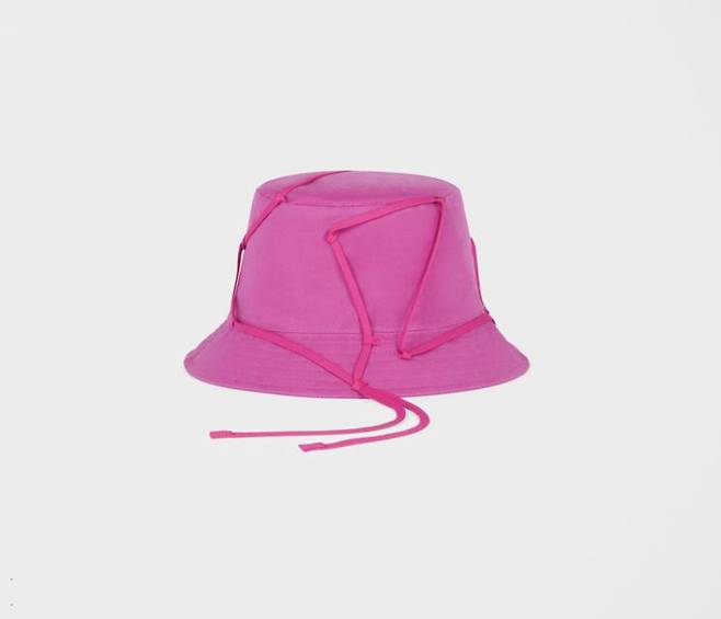 Jacquemus 공식 홈페이지