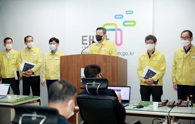 기자회견하는 가세로 태안군수.(사진=태안군청 제공) *재판매 및 DB 금지