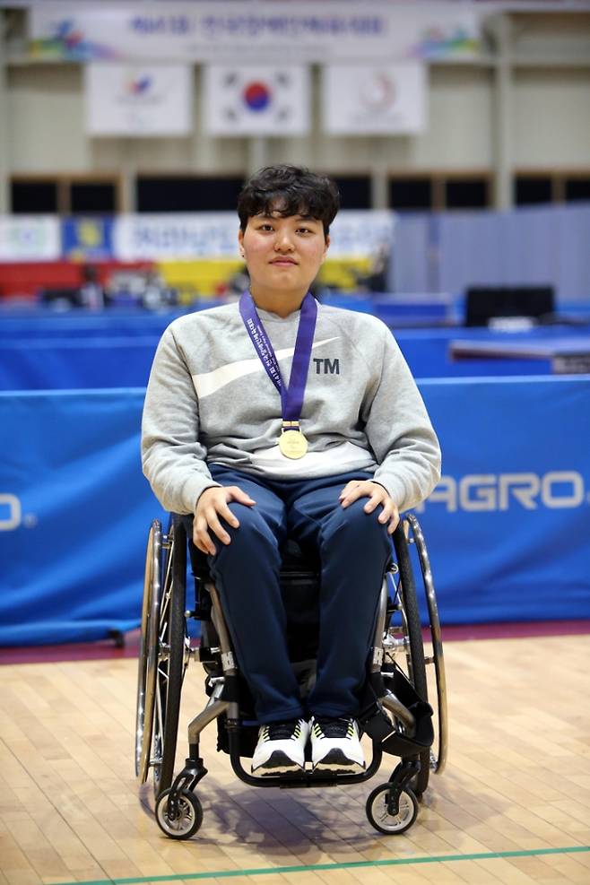 제 41회 전국장애인체육대회 MVP에 오른 여자 탁구 윤지유. 대한장애인체육회