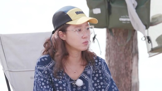 Actor Gong Hyo-jin is interested in the whole story because the filming is stopped due to an emergency request during KBS 2TV Innocent from Today (hereinafter referred to as Today).In the third episode of Todays harmless broadcast on the 28th, Actor Gong Hyo-jin, Lee Chun-hee, and Hye-Jin Jeon are drawn on the second day of the shooting, and it is said that an emergency meeting occurred at the same time as the declaration of the shooting of Gong Hyo-jin.On this day, Gong Hyo-jin raised the issue of direction, saying, The purpose of this was not the Grue when Lee Chun-hee and Hye-Jin Jeon came to find a job to earn the Grue.Earlier, she discussed how life in Jukdo could have an harmless and positive effect on people.However, with the entrance to Jukdo, the three people showed their impatience to the deductible and they only paid attention to the tree.It is the first and last time to broadcast like this, but if you shoot it without any hesitation, it will just end the half, he said, bringing his honest feelings about the program to the spirit of Confessions, cast members and production crews.The back door that I nodded to the extraordinary troubles of Gong Hyo-jin, who had to co-plan, get involved and appear in the top model spirit to try environmental entertainment that is difficult to access.With the announcement of the suspension of shooting by Gong Hyo-jin, you can see how no harm today will change on the 28th broadcast three times.Meanwhile, Todays harmless is a carbon zero life Top Model that Gong Hyo-jin, Lee Chun-hee and Hye-Jin Jeon spread for a week on the energy independent island of Jukdo.