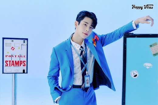 Group Astro member MJ has attracted the charm of reversal with the suit.Astro MJ released its first Solo digital single Happy Virus and its title song Get Set Yo on the official SNS on the afternoon of the 28th.Following the first concept photo with a fresh charm, MJ in the second concept photo, which took off the veil on the day, showed a dandy visual wearing a blue suit.MJs colorful concept digestion attracts attention.MJ fascinated those who saw it with a pale smile and sexy eyes. The vivid color and employee ID props are raising expectations for the concept of Get Set Yo.There is interest in what color music MJ will show.Get Set You is a new song of the Semino Rossi Trot genre produced by Youngtak and featured by Trot Shindong Kim Tae-yeon.It is also MJs first official solo debut song that has been active as an Astro main vocalist and musical actor.MJ, who also acted as a member of the project Trot Boy Group through MBC Choi Ae Entertainment last year, will emit a new charm with Get Set Yo, which is full of the charm of the Semino Rossi Trot genre.Get Set Yo will be released on November 3 at 6 p.m.