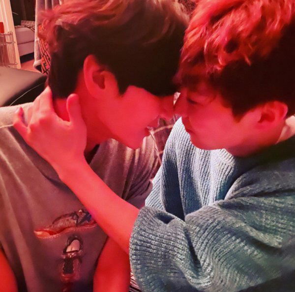 Were Just Best.Mr. Leo has made a direct explanation for the homosexual controversy happening with Xiumin.Usually, Mr. Bix and EXO Xiumin are famous for their best friends.But on the 6th, Mr. Leos photo with Xiumin on his Insta became the beginning of this happening: the two in the photo took a super-close pose under red lights.In a smiley photo with a nose and forehead facing each other, Mr. Leo left the phrase I love you, and then he later revised the article with Youre this guy.Most fans know that they are so close, so they responded that the picture is so cute and both are very cute, but in some cases Wen BL mode? It looks too close?And so on.In this regard, Mr. Leo explained in the Naver V-live, which was held late on the 10th, He knows my password (Xiumin), explaining his best friends.  (Xiumin) performs.I cant perform. Im wine. We have a lot of skinships. Not strange skinships.The photo of Egu (Pose that knocks each other) is so cute, explained the atmosphere at the time.I saw I love you (the phrase I love you in the morning and Ive and erased it ... she explained cutely, embarrassed that the fact that the phrase was changed to another misunderstanding happening.