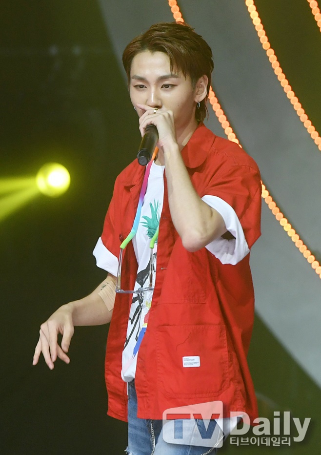 Jung Il-hoon, a BtoB native who was sentenced to the Judgment for drug charges, was also sentenced to two years of Imprisonment at the Appeal.There are dozens of Letter of apologies submitted and the petitions of overseas fans are continuing, and attention is focused on the results of the Judgment trial whether the sentence can be reduced.The third trial of the Appeal for the violation of the law on the management of the drug and the violation of the law on the management of the drug was held at the 13th Criminal Court of the Seoul High Court (Choi Soo-hwan, the chief judge) hearing on the afternoon of the 18th.Jung Il-hoon is accused of remitting 130 million won and buying 826 grams of Hemp from July 5, 2016 to January 9, 2019, with a total of 161 conspirators.In this process, it was revealed that cryptocurrency was used.In June, the first trial was the Judgment for two years of Imprisonment, a surcharge of 133 million won.Since then, Jung Il-hoon has appealed for misleading related laws such as actual Hemp purchases and smoking and a surcharge.However, at the Appeal, Prosecution also asked Jung Il-hoon to keep the original core as much as possible by asking for the Imprisonment two years, a surcharge of 126.63 million won.Jung Il-hoon has made his debut as a member of BtoB in 2012 and has been performing in entertainment.It was popular with hits such as I miss you, I can not do it without you, I am beautiful and sick.Since then, he has been sent to Prosecution in August last year, when he was serving as a social worker. He was handed over to the trial in March and received the sentence in the first trial.Jung Il-hoon was criticized by the public as it was known that he inhaled Hemp during the entertainment activity period, and he left BtoB on December 31 last year and temporarily suspended his entertainment life.In the first trial, Jung Il-hoon is constantly appealing for the prestige by emphasizing that he is repenting his mistakes by submitting Letter of apology.Jung Il-hoons Letter of apology was reported to have a total of 87 cases until the Appeal resolution hearing.In addition, the petitions of domestic and foreign fans are continuing, and attention is focused on whether they will actually affect the sentence.