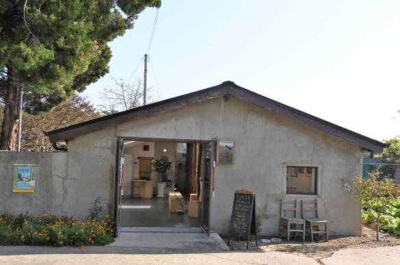 전시와 소규모 교실을 운영할 수 있는 강릉 병산동의 소집.