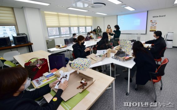 ‘2021 김포혁신교육지구 컨퍼런스’ 마을교육 프로그램 체험. 사진제공=김포시