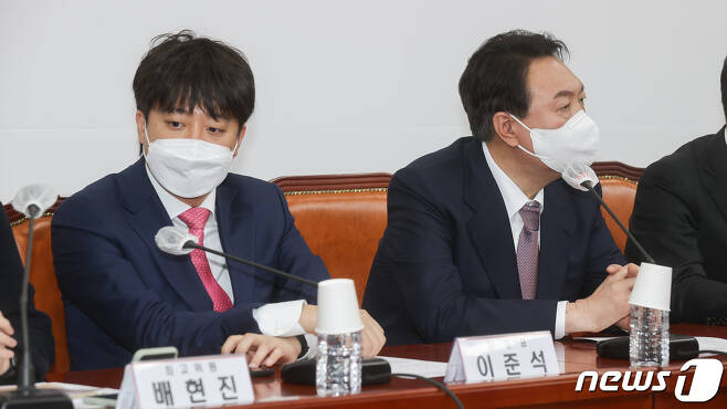 이준석 국민의힘 대표와 윤석열 대선 후보. /뉴스1 © News1 오대일 기자