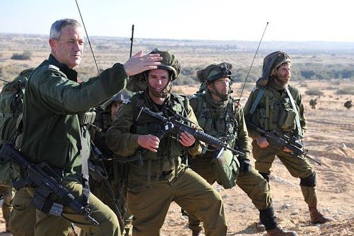 이스라엘은 예비전력 강화에 주력한 결과 현역(17만)의 두 배가 넘는 46만명의 정예 예비군을 운용하고 있다. 사진은 이스라엘 예비군 훈련 모습./유용원의 군사세계