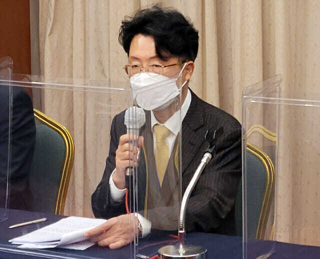 5일 김동석  회장은 현재의 산부인과가 '생존의 위기'에 직면해 있다고 말했다.