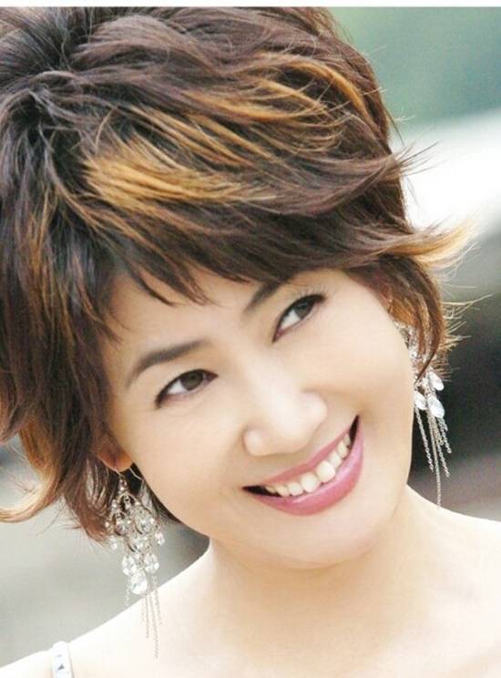 '당신은 바보야'는 이혜리의 진가를 확인시킨 노래다. 춘천이 고향인 이혜리는 어려서부터 음악적 관심이 높았다. 17살 여고시절 '전국노래자랑'에 출전해 입상하기도 했다. /이혜리 제공