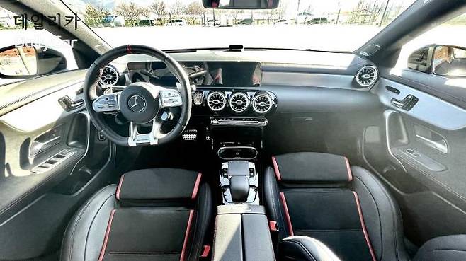 메르세데스-벤츠 AMG CLA 45 S 4MATIC+