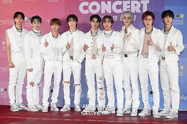 그룹 NCT127이 지난 10월10일 오후 서울 삼성동 코엑스에서 열린 온택트 2021 영동대로 K-POP 콘서트 '희망으로의 한걸음'에 참석해 포즈를 취하고 있다. 사진=한윤종 기자
