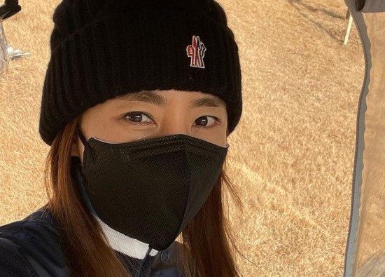 Han Chae-ah showed off her innocent beautyOn the afternoon of the 16th, Han Chae-ah posted a picture on his instagram with the phrase Lululalala.In the photo, Han Chae-ah took a selfie during the rounding; the picture taken on the cart was cute.Han Chae-ah showed off her glowing visuals in a beanie hat and mask, which also drew attention to the non-toilet folk.Meanwhile, Han Chae-ah married Han Chae-ah in 2018 with Cha Se-chi, the third son of former soccer coach Cha Bum-keun, and has one daughter.He recently confirmed his appearance in the movie Letter from Kyoto.