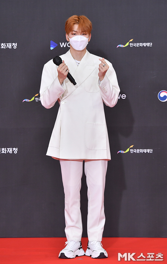 Kang Daniel attends the KBS KPop Festival held at KBS in Yeouido, Yeongdeungpo-gu, Seoul on the afternoon of the 17th.