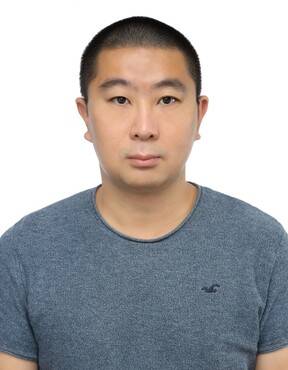 <핑궈일보> 퇴직 기자 천줴밍.