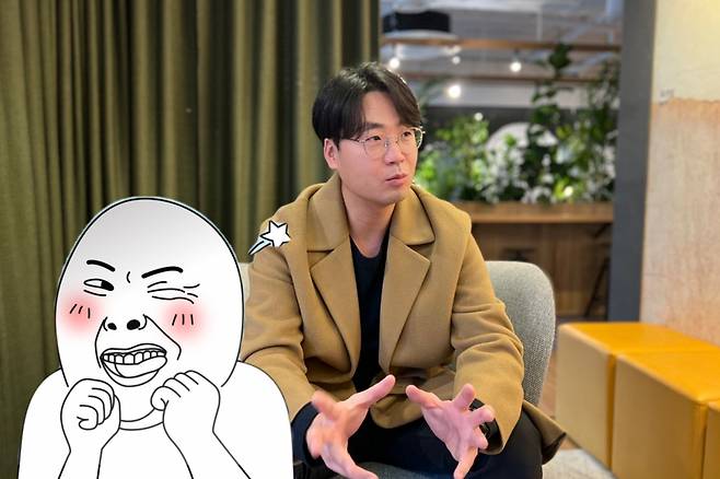 이모티콘 ‘오늘의짤’ 시리즈를 제작한 이주현 작가.