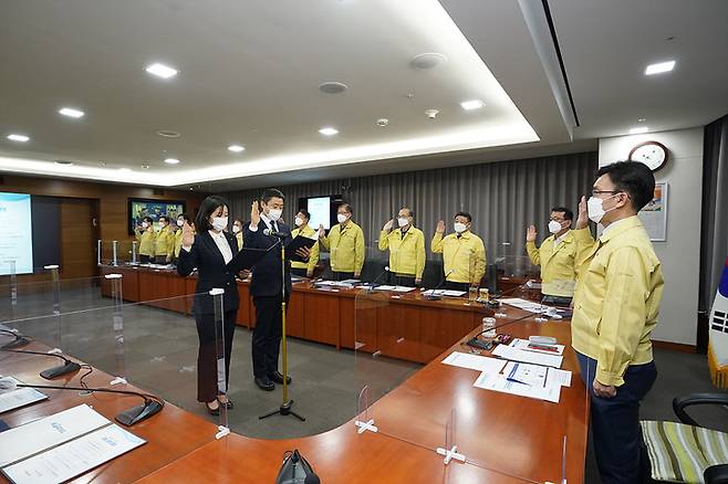[대전=뉴시스] 한국철도가 10일 대전 사옥에서 '윤리 실천 결의대회' 열고 있다. *재판매 및 DB 금지