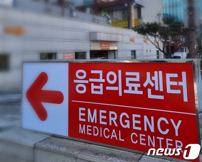충남 천안의 한 종합병원에서 환자 등 33명이 집단감염됐다.© 뉴스1